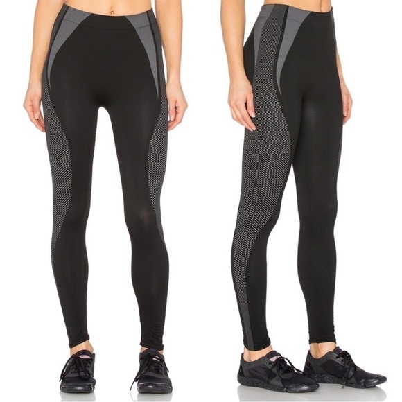 Spanx Athletic Seamless Leggings - Picture 1 of 5